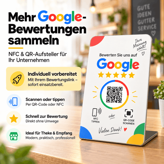 Google-Bewertungsaufsteller mit NFC-Symbol und QR-Code, präsentiert auf einer Holztheke in einem Thai-Massagestudio.