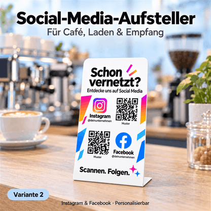 Weißer QR-Code-Aufsteller für Instagram und Facebook auf einer Café-Theke, mit „Schon vernetzt?“, geometrischen Farbakzenten und versetzt angeordneten QR-Codes.
